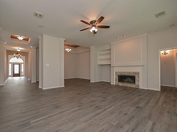 4th image of 2387 Marina View Way