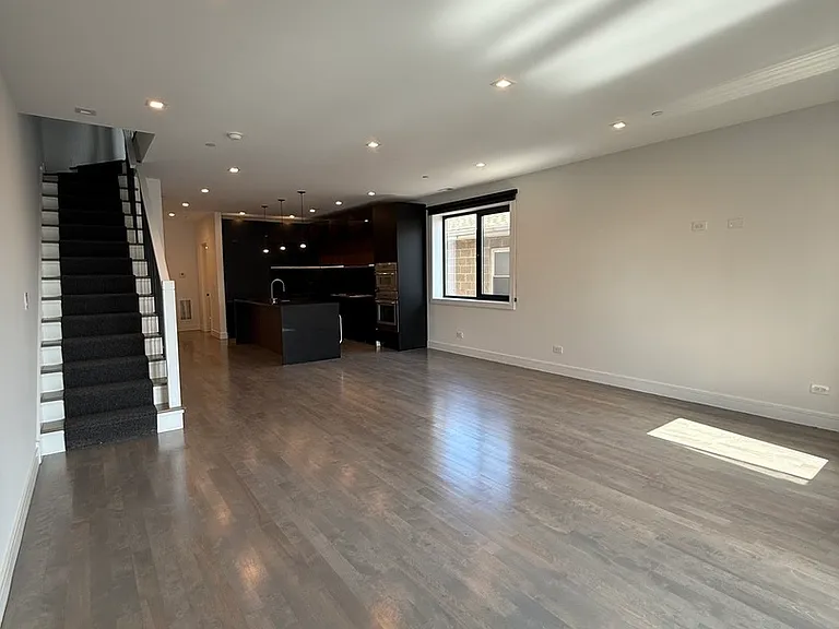719 N Elizabeth St #3N — Photo 25