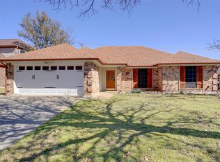 7444 Meadowview Ter, North Richland Hills, TX 76182