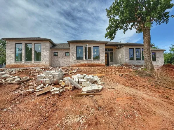 6209 Canopy Ln, Edmond, OK 73025