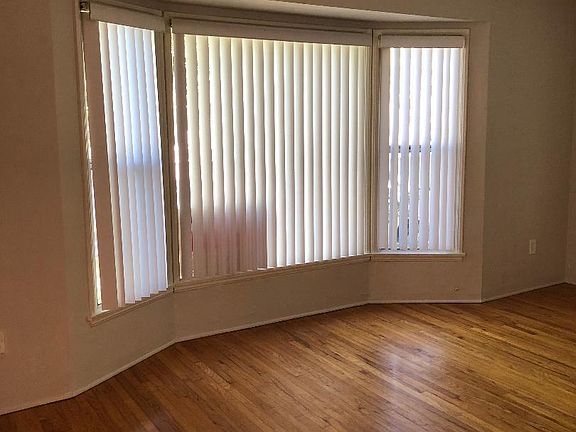 4th image of 1214 Belmont Ave