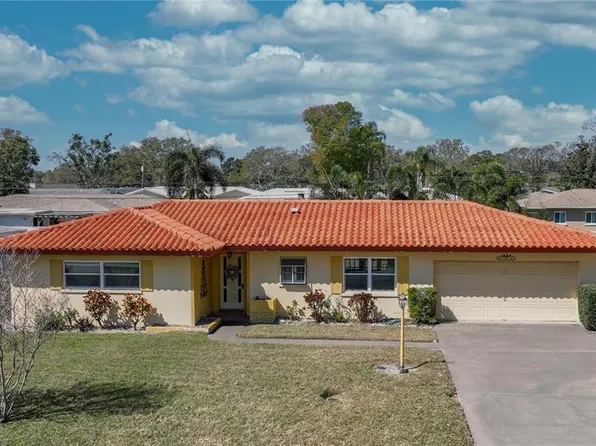 1450 Highfield Dr, Clearwater, FL 33764