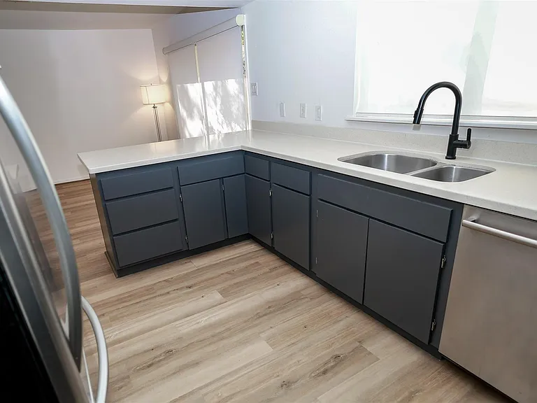 2302 W Settlers Way — Photo 24