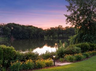 5212 Dundee Rd, Edina, MN 55436