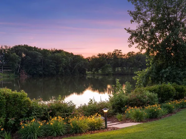 5212 Dundee Rd, Edina, MN 55436