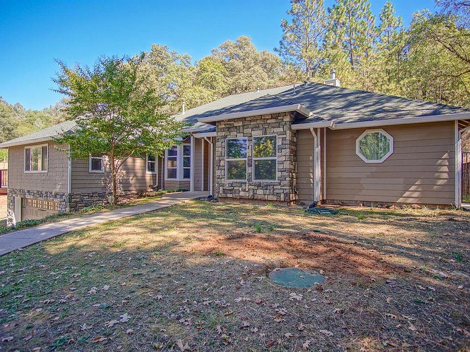 1st image of 19473 Victoria Dr
