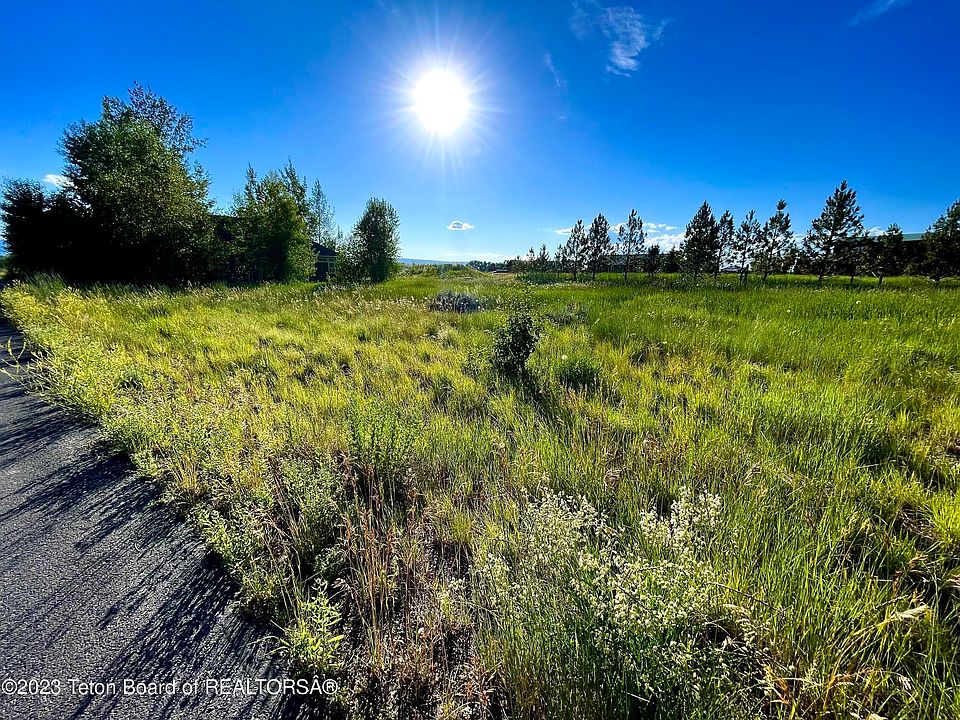 2nd image of 1870 Targhee Ridge Dr