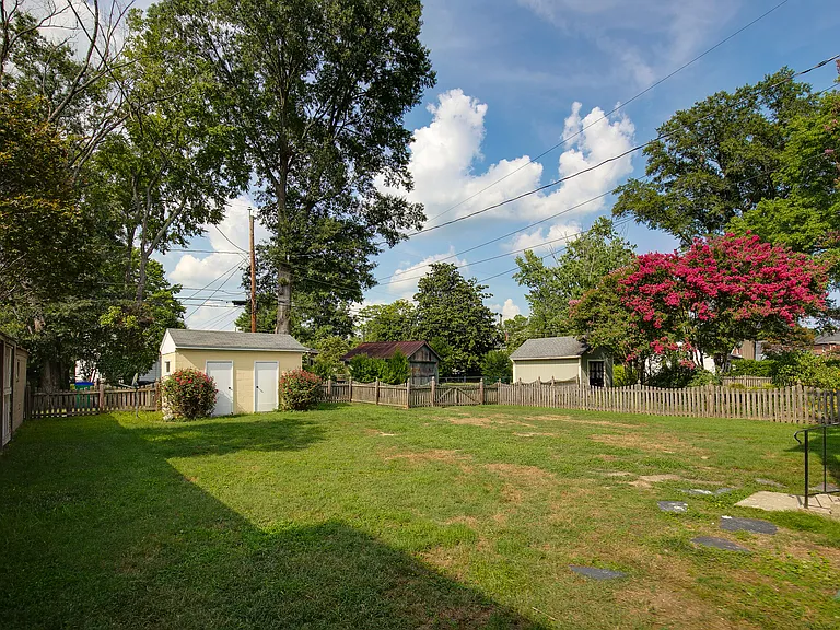 1312 Avondale Ave — Photo 51
