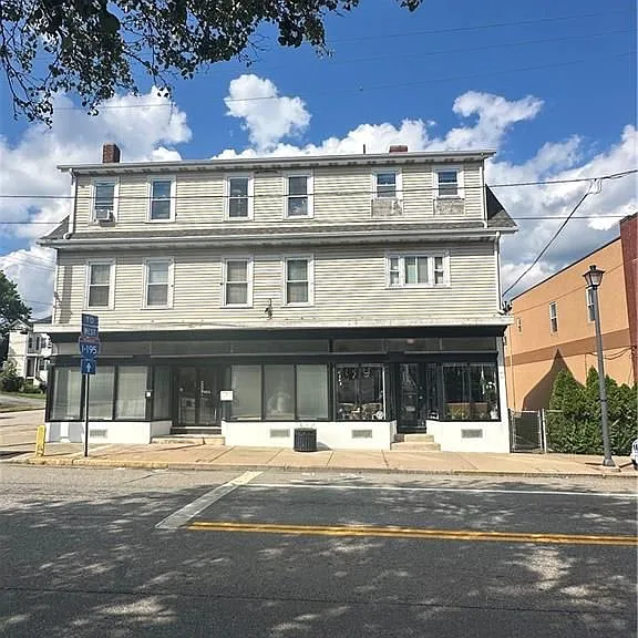 208 Warren Ave #2 — Photo 1