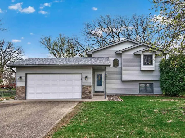 25931 8th St W, Zimmerman, MN 55398