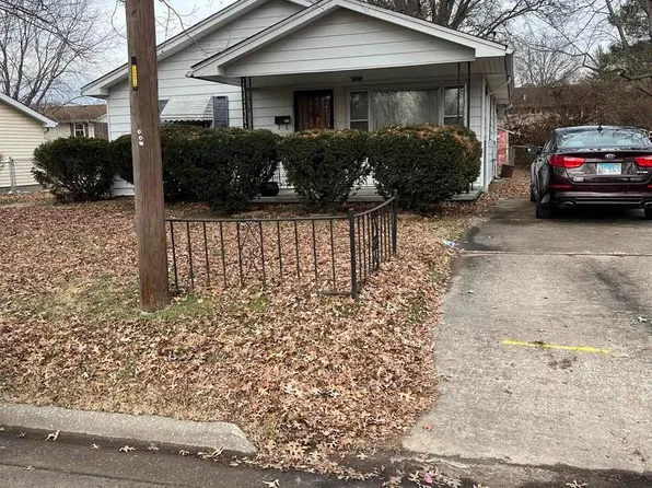 512 E Willow St, Carbondale, IL 62901