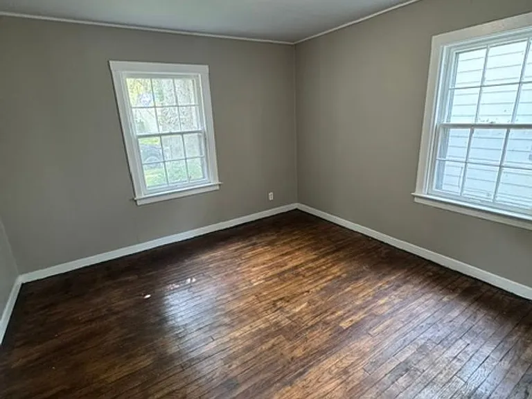 4506 Gaywood Dr — Photo 9
