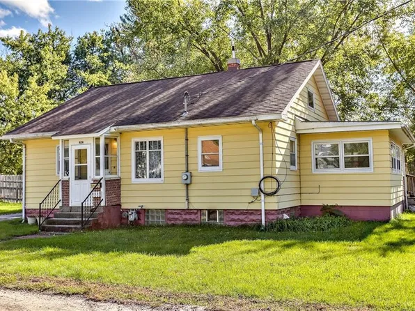 424 Buchanan Street, Black River Falls, WI 54615