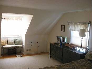 2nd image of 3324 Summit Ave