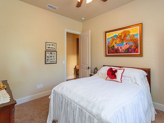 5th image of 2602 W 25th St