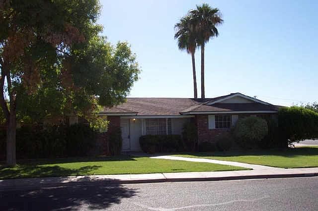 1st image of 643 S SIERRA Street