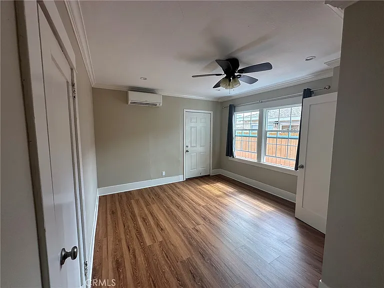 656 W 13th St — Photo 7