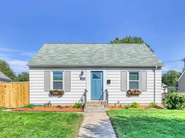 904 Wilder St S, Saint Paul, MN 55116