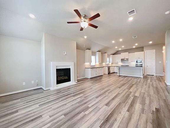 4th image of 4342 Frankfurt Ln