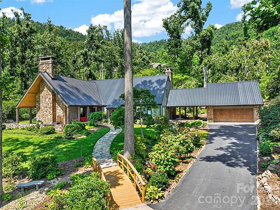 2nd image of 299 Webb Cove Rd