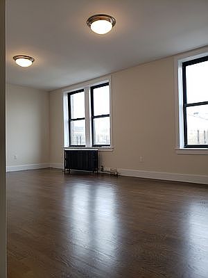 3rd image of 435 Fort Washington Ave #C6