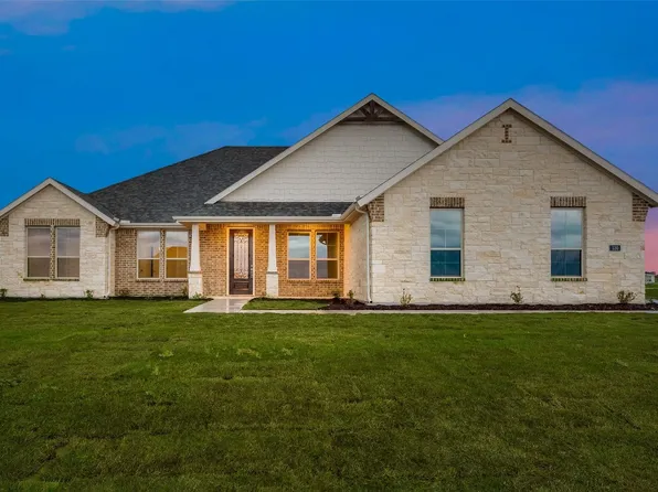 130 Pampas Ct, Decatur, TX 76234