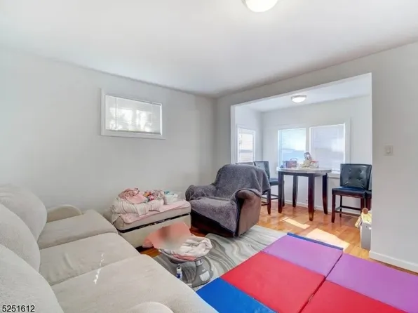 1210 Roselle St, Linden, NJ 07036