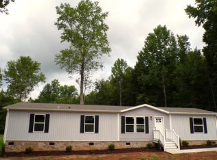 185 Hilltop Dr, Chesnee, SC 29323