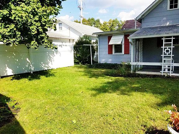 Back of House &Privacy Fence