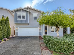 493 Hoquiam Pl NE, Renton, WA 98059