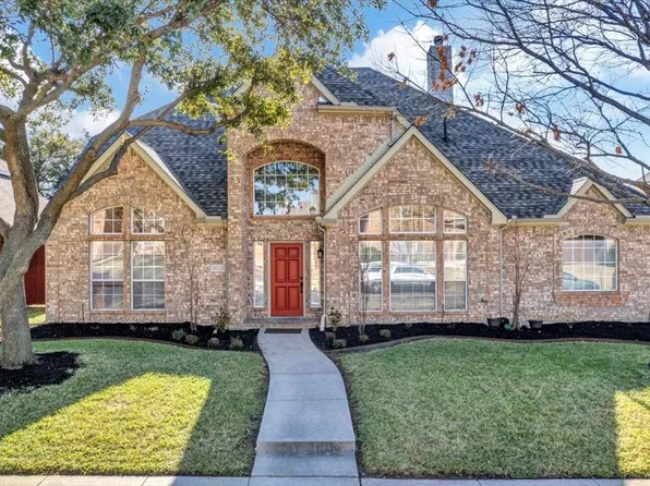 2028 Saint Pierre Dr, Carrollton, TX 75006