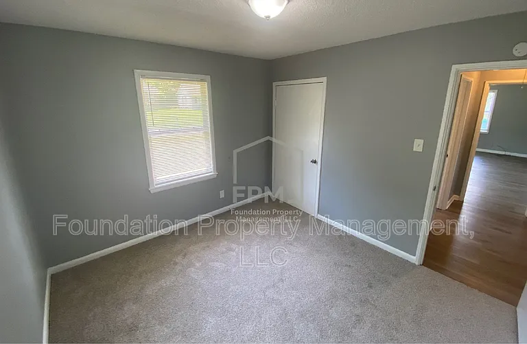 3276 Ashland St — Photo 12