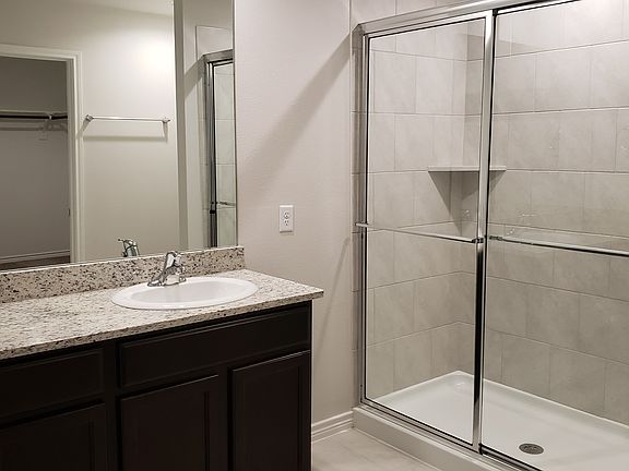 5th image of 2330 Quiet Ln