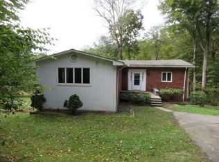 35 Shore Dr, Newton, NJ 07860