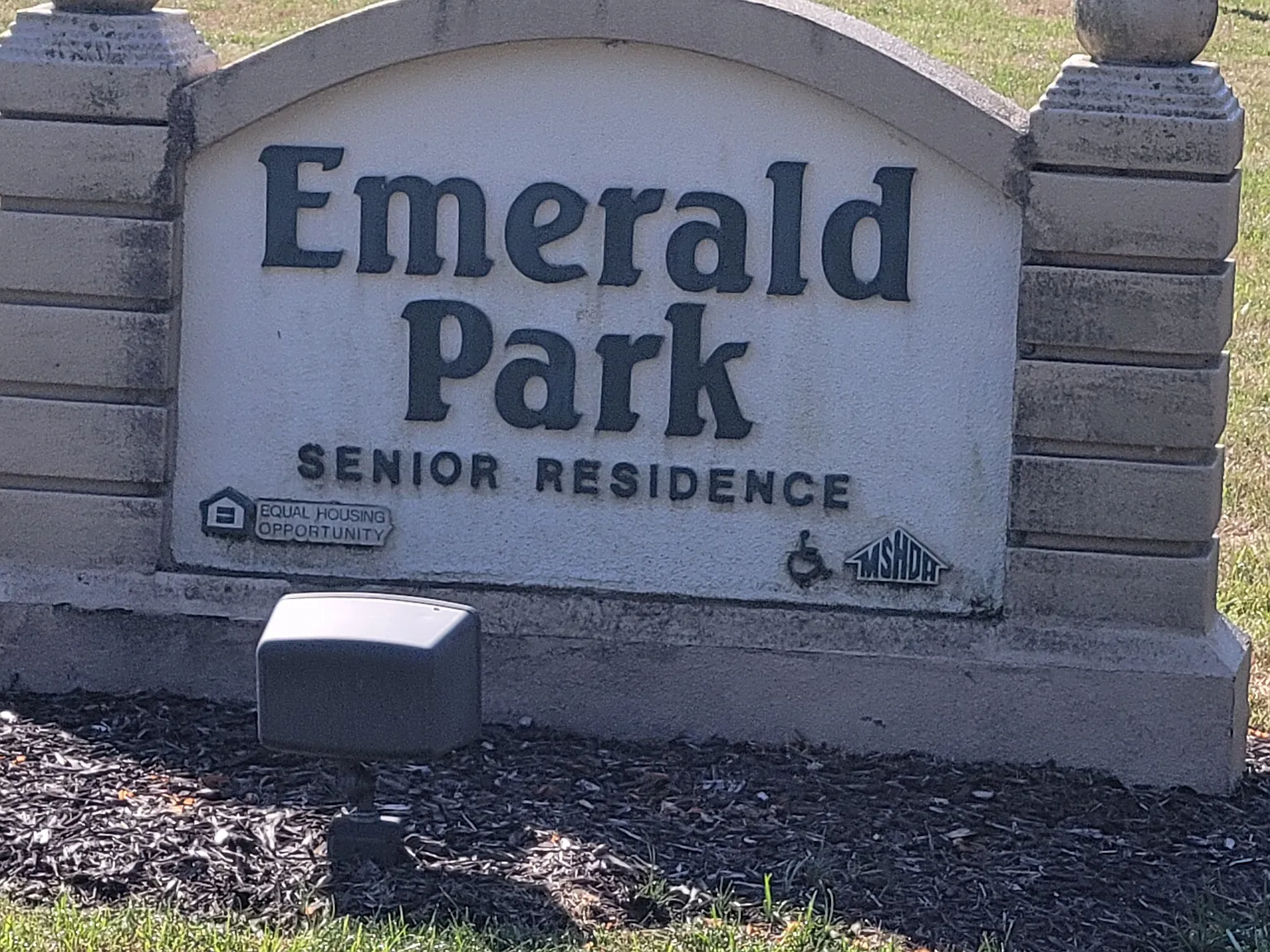 Emerald Park/Woods Senior — Photo 4