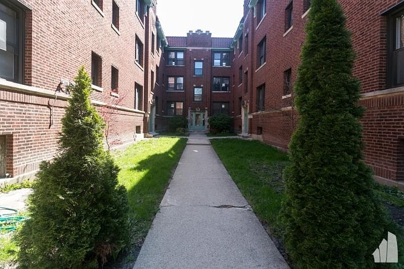 1st image of 2639 N Spaulding Ave APT 2N