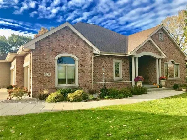 9133 Blackhawk Rd, Middleton, WI 53562