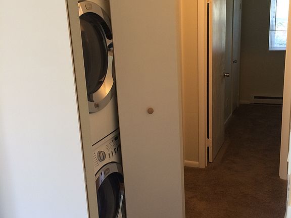 3rd image of 1400 Andes Ct