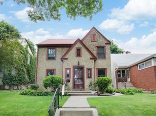2016 Wellesley Ave, Saint Paul, MN 55105