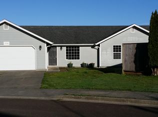 1904 Channel St, North Bend, OR 97459