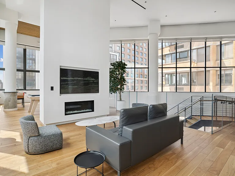 275 W 96th St #11I — Photo 24