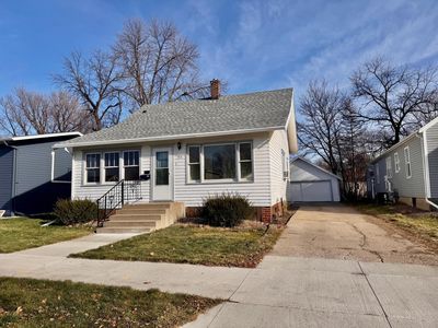 315 S 1st St, Marshall, MN, 56258