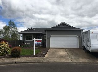 864 Osprey Loop, Creswell, OR 97426