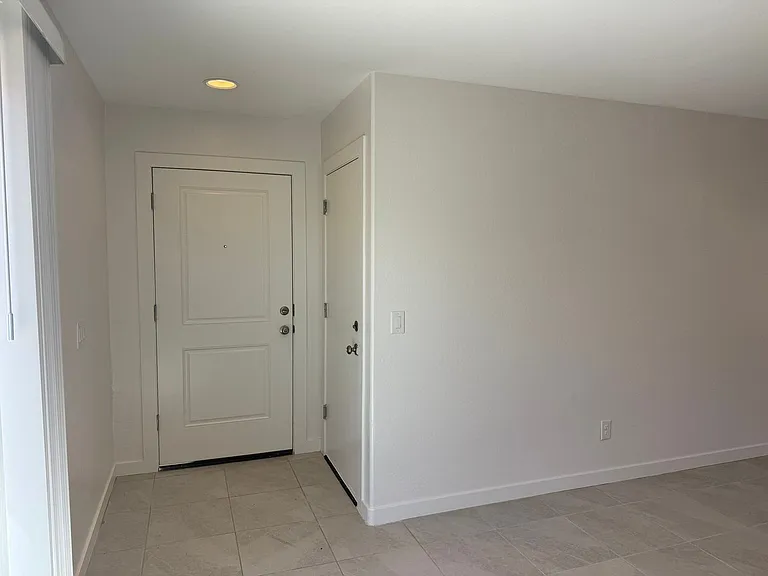 36605 W Mondragone Ln — Photo 19