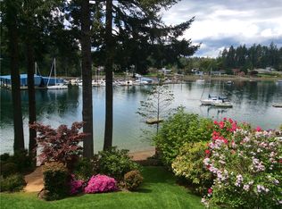 440 E Treasure Island Dr, Allyn, WA 98524