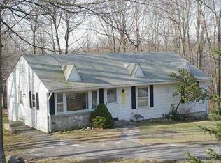 24 Linfield Dr, Smithfield, RI 02917