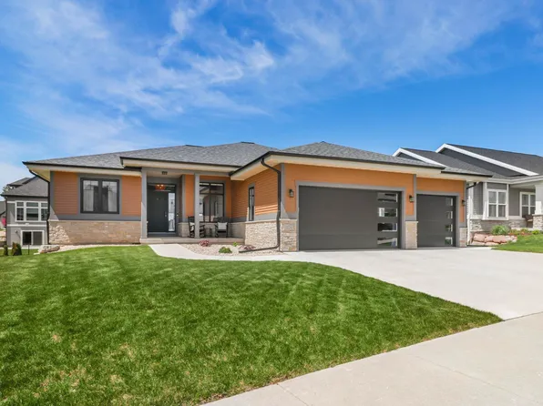 1150 Reese Trl, Waunakee, WI 53597