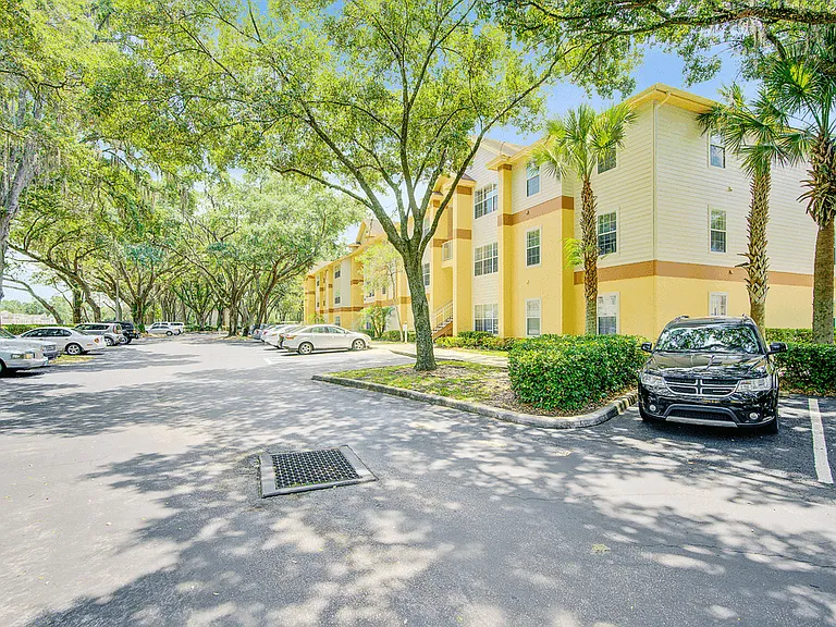 Williams Landing and Villas Apartments — Photo 25