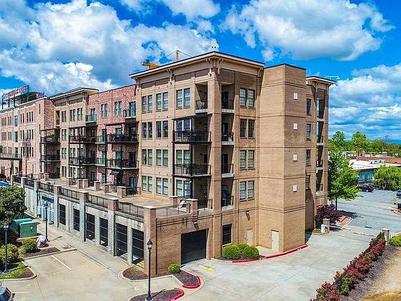 5th image of 927 S Main St Unit 410