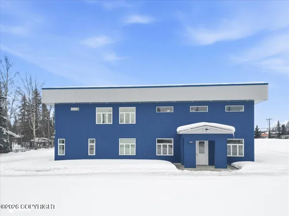 7847 Old Harbor Ave, Anchorage, AK 99504